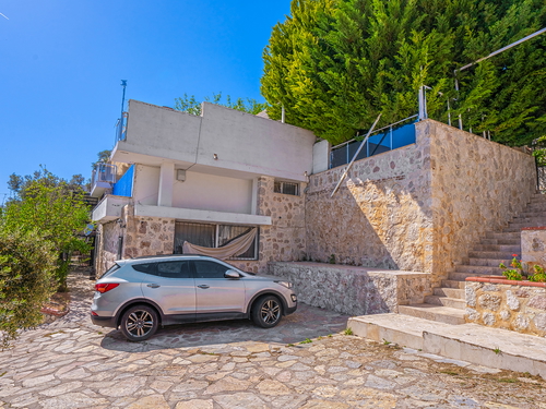 gece  -  Kasım
  | Kalkan Üzümlü'de Çocuk Havuzlu, Deniz Manzaralı 6 Kişilik Villa
